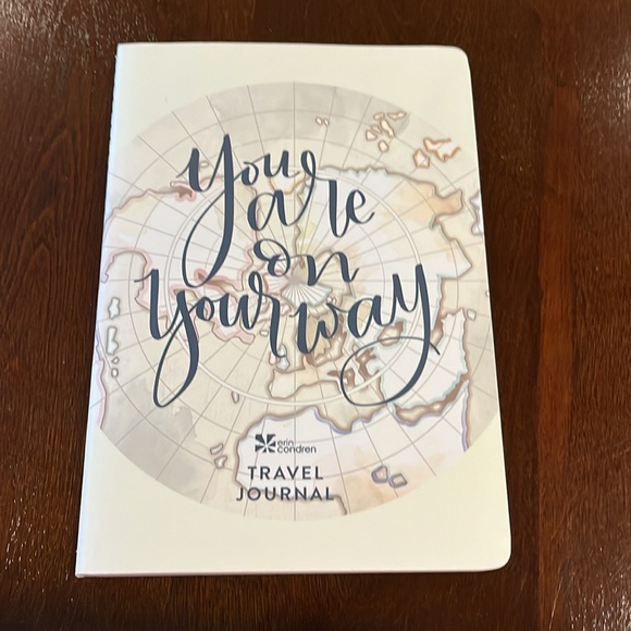 Erin Condren Bundle: Small Clutch, Travel Journal, adhesive monthly tabs, New - Picture 9 of 13